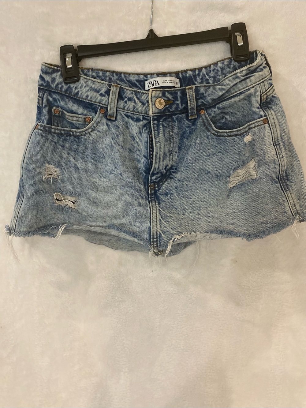 ZARA Blue Acid-Wash Denim Skort with Gold Button